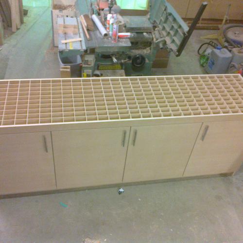 Comptoir de magasin.